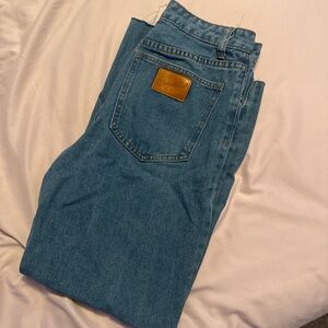 Women’s Blue Jeans